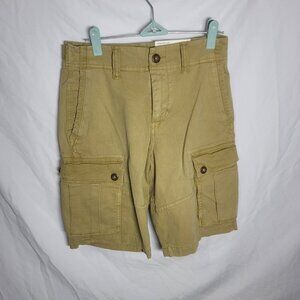 American Eagle - Classic Next Level Flex Khaki Cargo Shorts (size 26)At The Knee